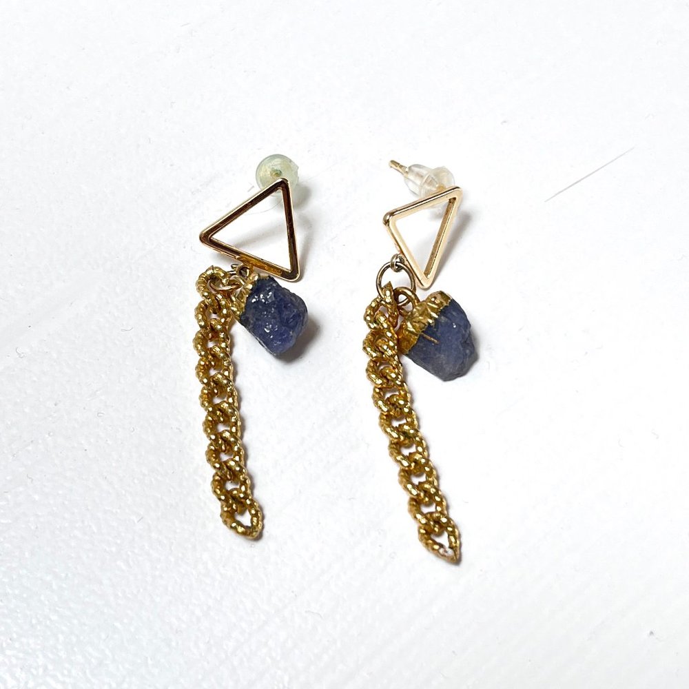Lemuria Drop Earrings - BN